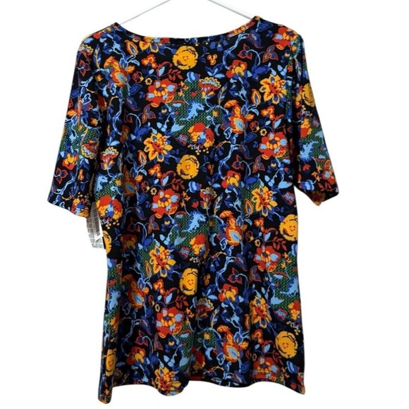 LuLaRoe Gigi T Shirt Sz 2XL Short Sleeve Floral Stretch Teacher Colorful NWT - Picture 2 of 11